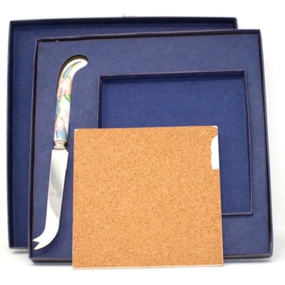 Vintage Ceramic Cheese board and knife, Iris Flower Design, in original box - Picture 4 of 4